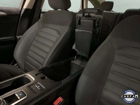 Used 2019 Ford Fusion SE image 54