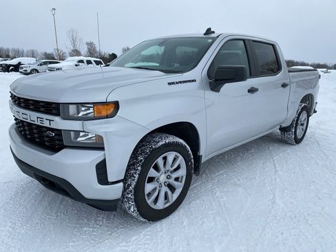 Used 2021 Chevrolet Silverado 1500 Custom w/ LPO, Dark Essentials Package image 2