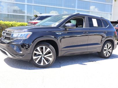 Used 2022 Volkswagen Taos SE w/ IQ.Drive SE Package