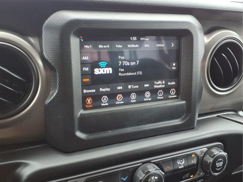 Used 2022 Jeep Wrangler Unlimited Sport AWD/4WD image 21