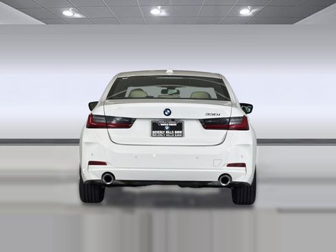 Used 2026 BMW 330i Sedan w/ Premium Package RWD image 10