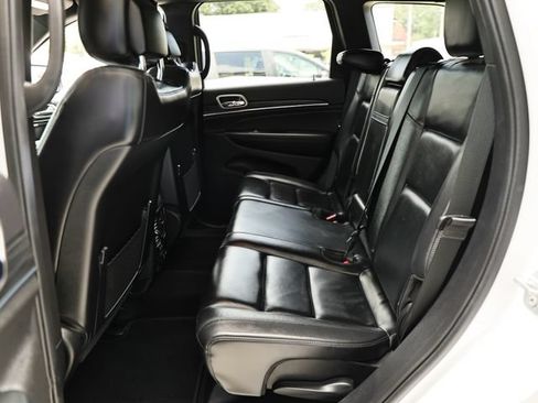 Used 2019 Jeep Grand Cherokee Limited w/ Trailer Tow Group IV AWD/4WD image 25