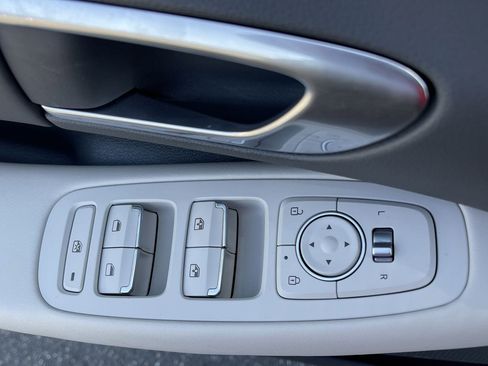 Used 2023 Hyundai Sonata SEL image 12