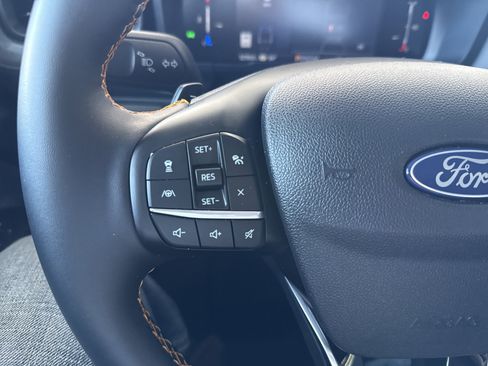 Used 2025 Ford Maverick Tremor image 26