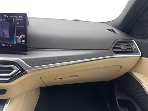 Used 2023 BMW 330i Sedan w/ Driving Assistance Package image 58