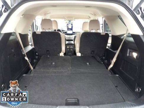 Certified 2022 Ford Explorer XLT w/ Equipment Group 202A image 26