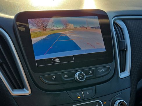 Used 2024 Chevrolet Malibu LT image 24