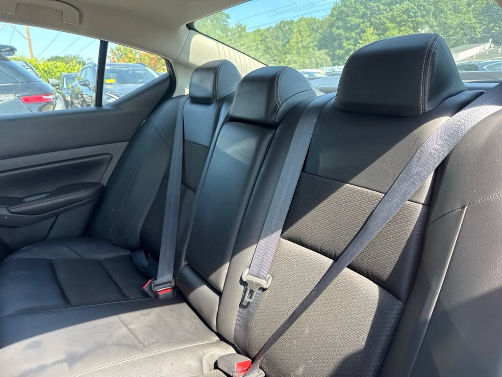 Used 2022 Nissan Altima 2.5 SR FWD image 17