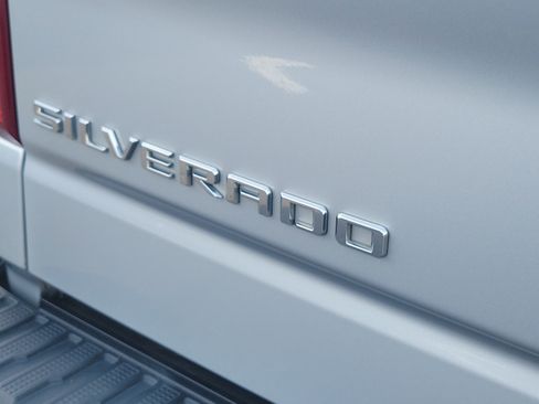 Used 2019 Chevrolet Silverado 1500 LT w/ All-Star Edition AWD/4WD image 6