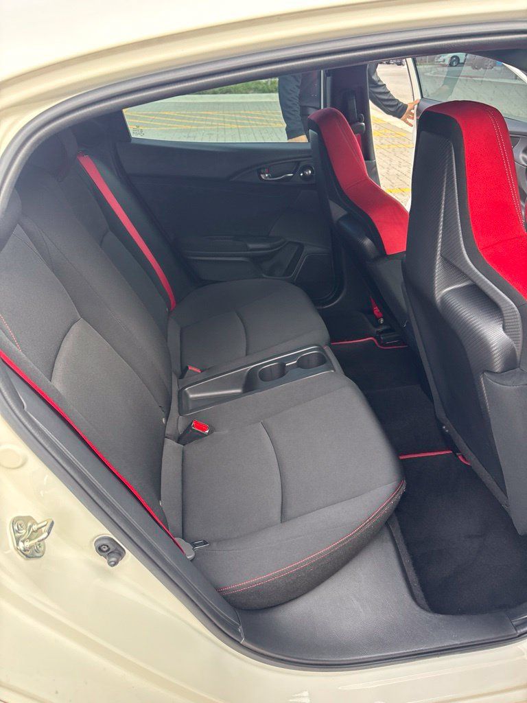 Used 2020 Honda Civic Type R image 13