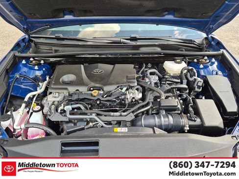 Used 2025 Toyota Camry SE FWD image 38
