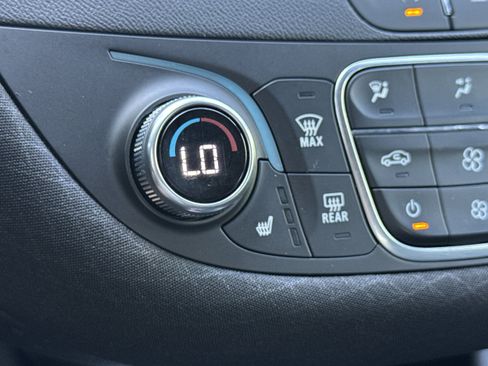 Used 2024 Chevrolet Malibu LT FWD image 6