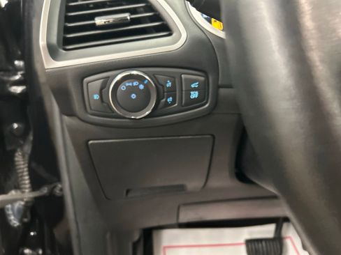 Used 2019 Ford Edge SEL w/ Equipment Group 201A image 14