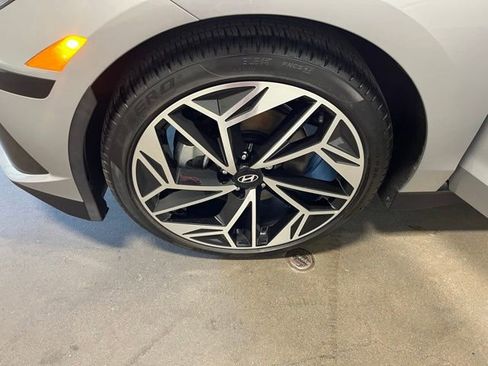 Used 2025 Hyundai Ioniq 6 SEL RWD image 30
