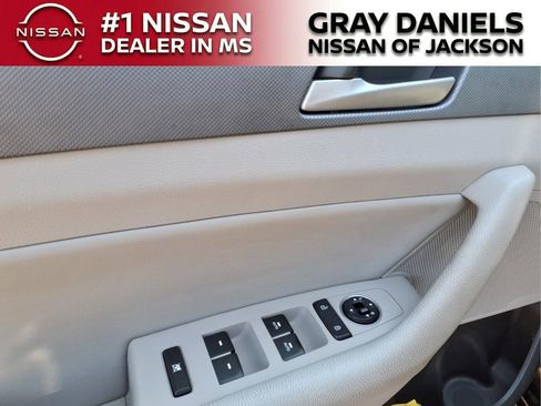 Used 2019 Hyundai Sonata SEL FWD image 10