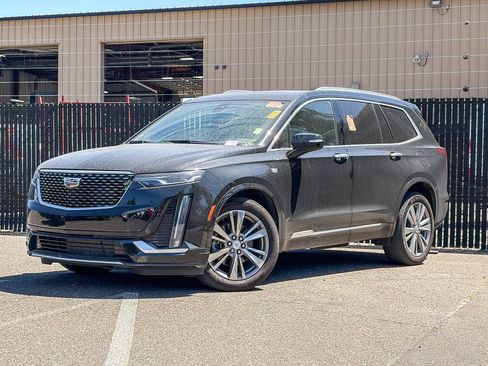 Used 2024 Cadillac XT6 Premium Luxury w/ LPO, Floor Liner Package AWD/4WD image 1