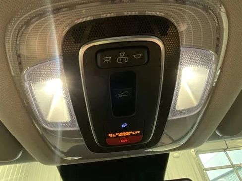 Used 2024 Hyundai Kona Limited image 34