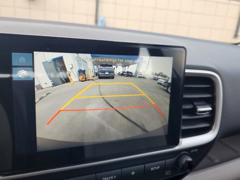 New 2026 Hyundai Venue SEL image 14