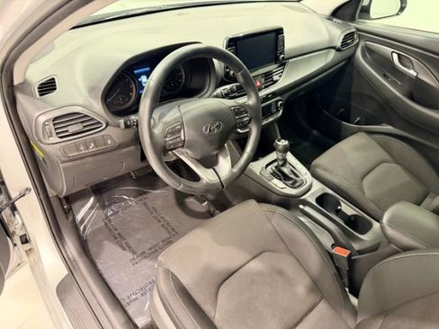 Used 2018 Hyundai Elantra GT w/ Style Package 02 FWD image 41