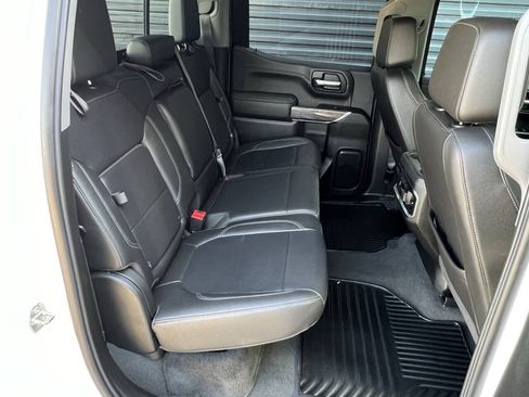Used 2021 Chevrolet Silverado 1500 LTZ w/ LTZ Convenience Package II AWD/4WD image 19
