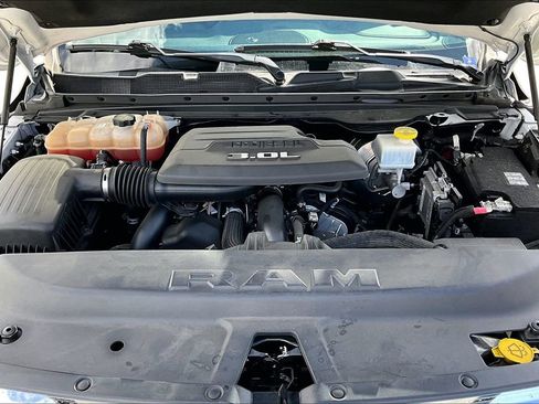 Certified 2020 RAM 1500 Laramie AWD/4WD image 31