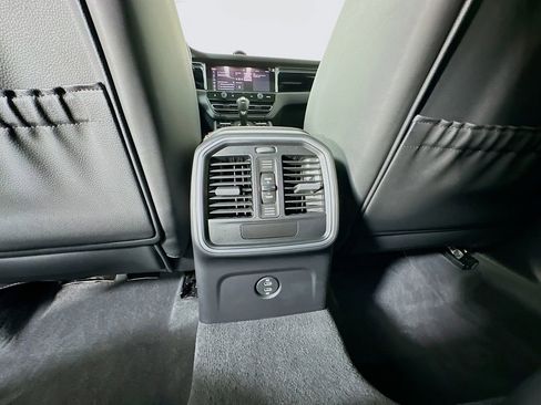 Certified 2026 Porsche Macan Turbo AWD/4WD image 27