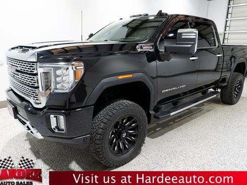 Used 2020 GMC Sierra 2500 Denali w/ Denali Ultimate Package AWD/4WD image 2
