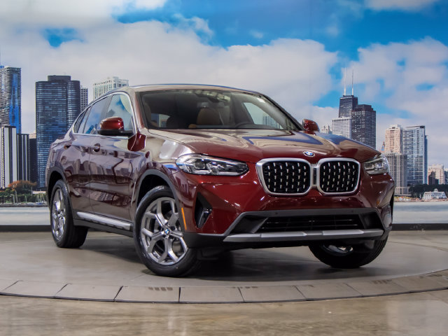 Used 2025 BMW X4 xDrive30i AWD/4WD image 1
