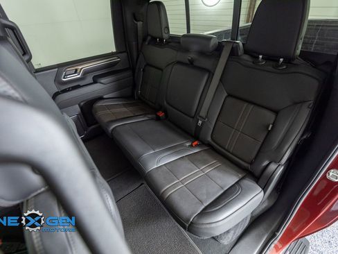Used 2025 Chevrolet Silverado 2500 High Country w/ Technology Package AWD/4WD image 33