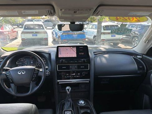 Used 2024 INFINITI QX80 Luxe AWD/4WD image 24