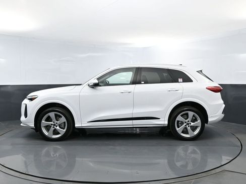 New 2026 Audi Q5 Premium Plus AWD/4WD image 24