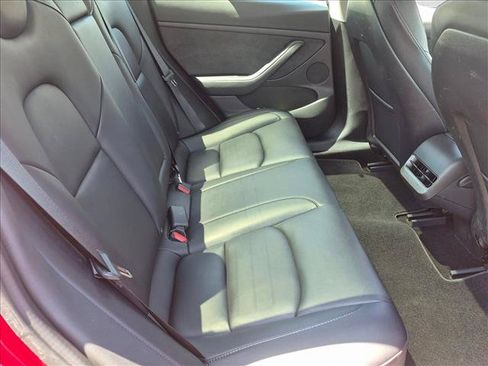 Used 2022 Tesla Model 3 Long Range AWD/4WD image 18