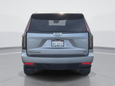 Certified 2023 Cadillac Escalade ESV Sport w/ LPO, ONYX Package image 4