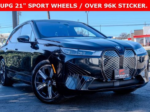 Used 2025 BMW iX xDrive50 image 3