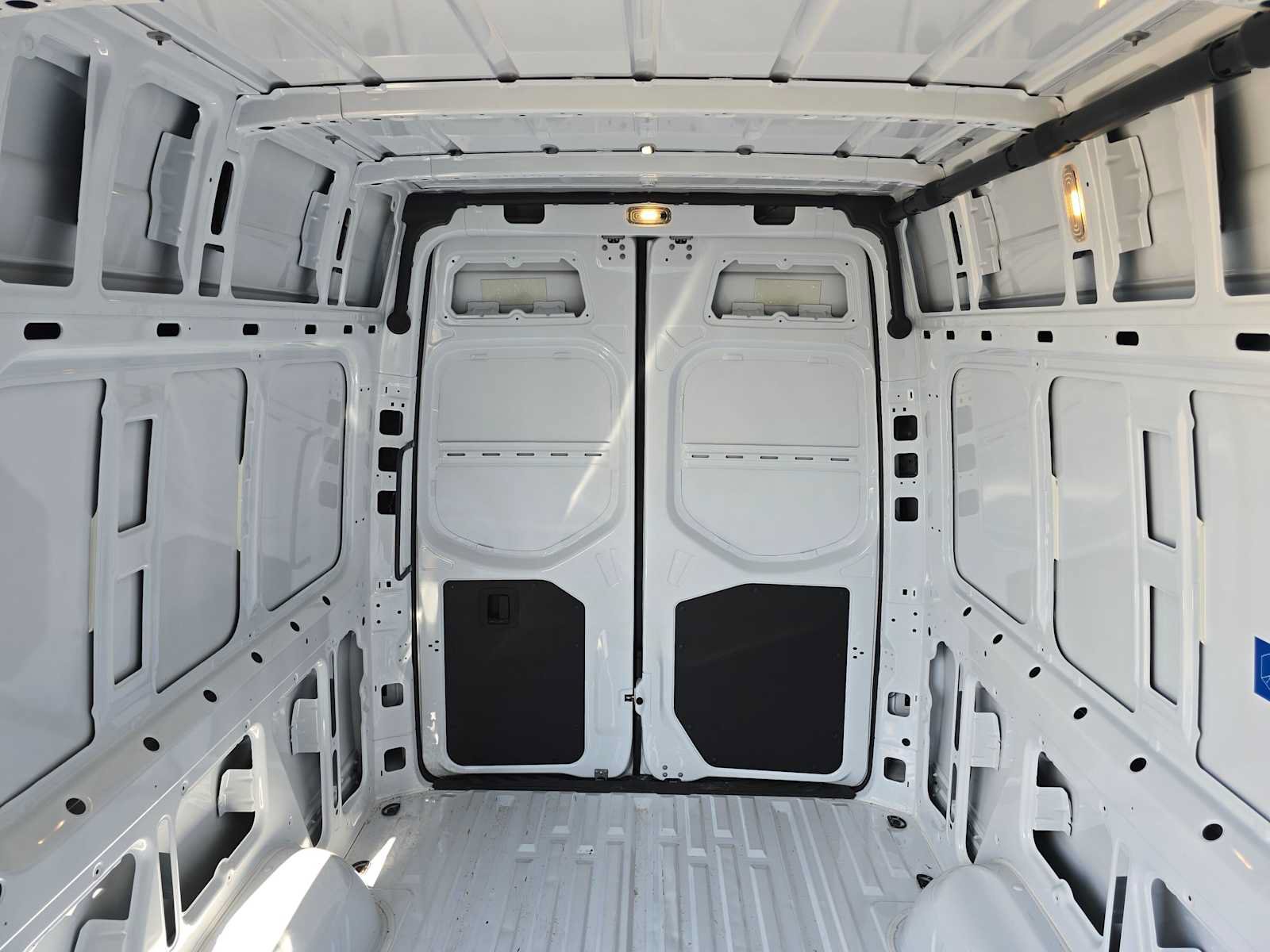 Used 2026 Mercedes-Benz Sprinter 2500 image 16