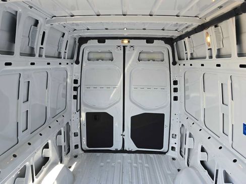 Used 2026 Mercedes-Benz Sprinter 2500 image 16