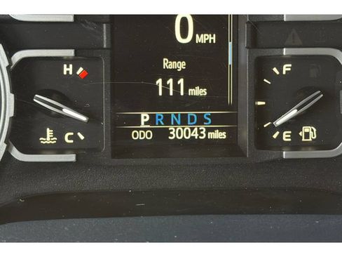 Used 2021 Toyota Tundra Platinum AWD/4WD image 30