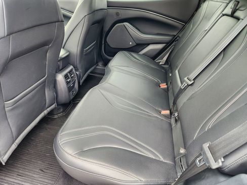 Used 2021 Ford Mustang Mach-E Premium RWD image 31