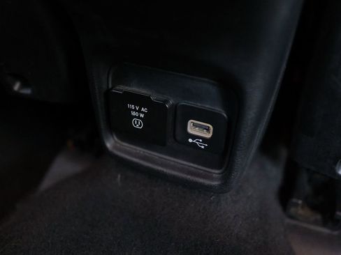 Used 2018 Jeep Compass Latitude w/ Popular Equipment Group image 37