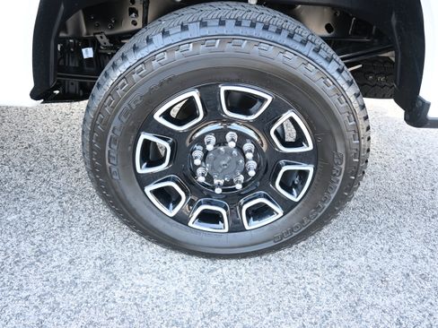 New 2026 Ford F250 Platinum AWD/4WD image 14