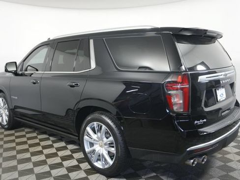 Used 2024 Chevrolet Tahoe High Country AWD/4WD image 5