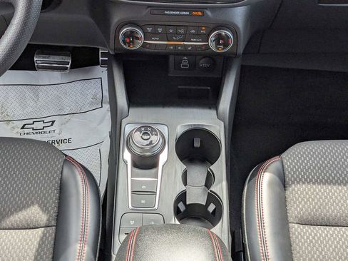 Used 2024 Ford Escape ST-Line w/ Cold Weather Package FWD image 20