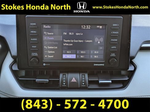 Used 2022 Toyota RAV4 XLE Premium image 17