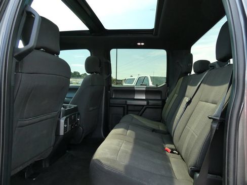 Used 2017 Ford F150 XLT w/ Equipment Group 302A Luxury AWD/4WD image 18