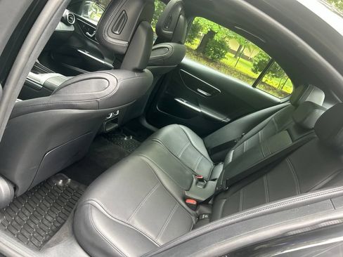 Used 2024 Mercedes-Benz C 300 Sedan image 25