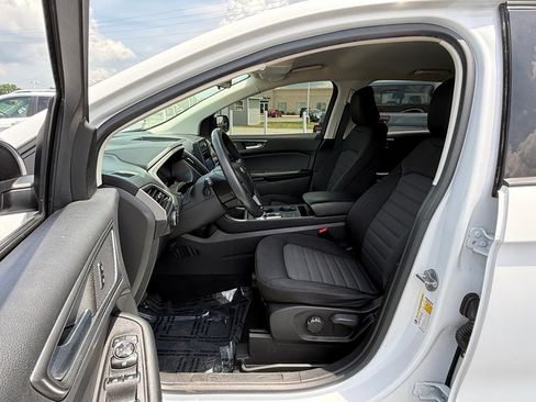 Used 2023 Ford Edge SE w/ Black Appearance Package AWD/4WD image 13