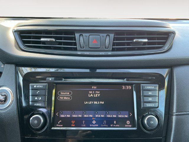 Used 2018 Nissan Rogue SV AWD/4WD image 14
