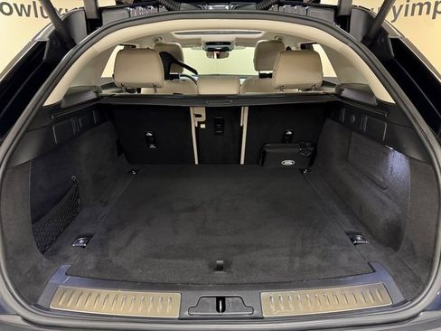 Used 2023 Land Rover Range Rover Velar S image 24