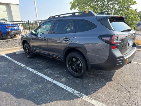 Used 2022 Subaru Outback Wilderness w/ Wilderness Package AWD/4WD image 4