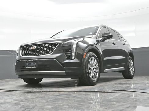 Certified 2022 Cadillac XT4 Premium Luxury w/ Enhanced Visibility Package image 25